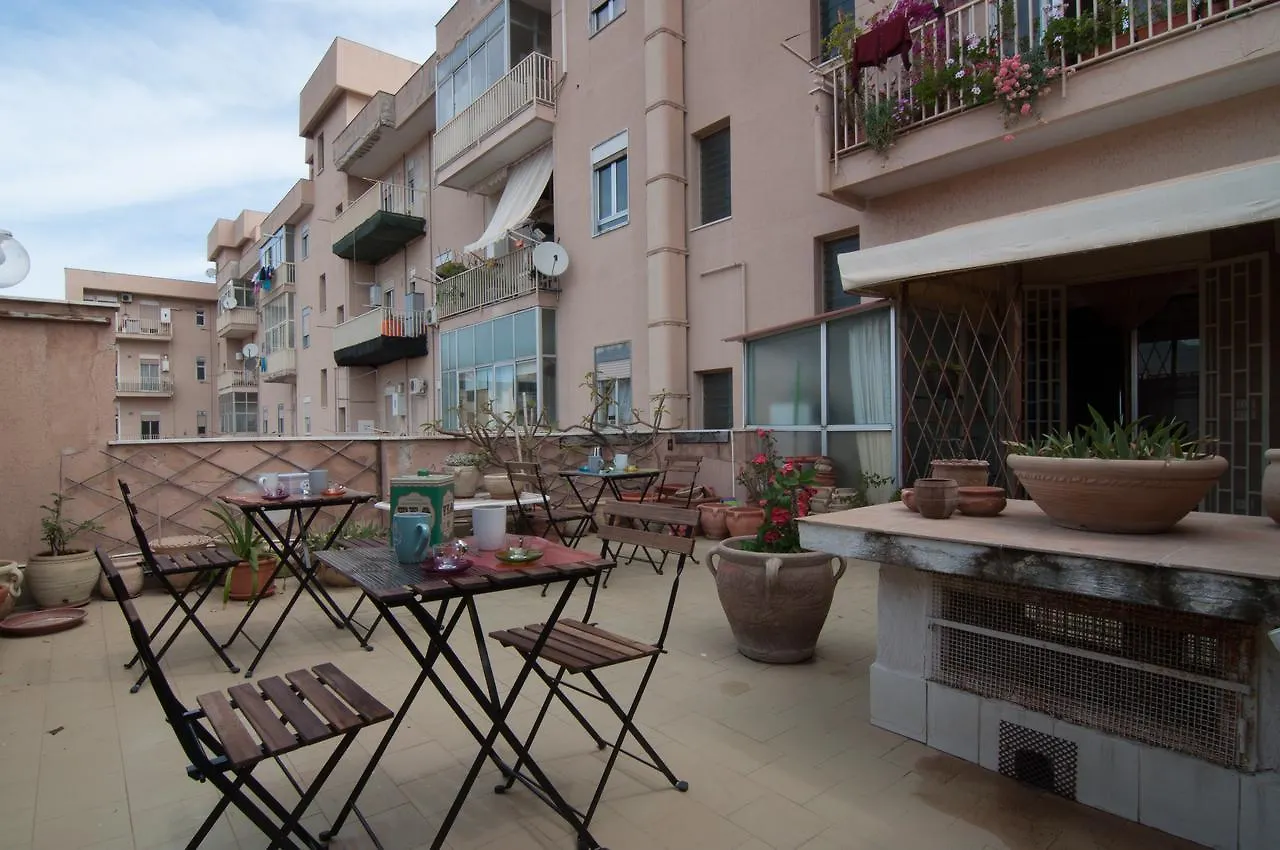 Le Stanze Del Gabbiere Hotel Palermo Guest house